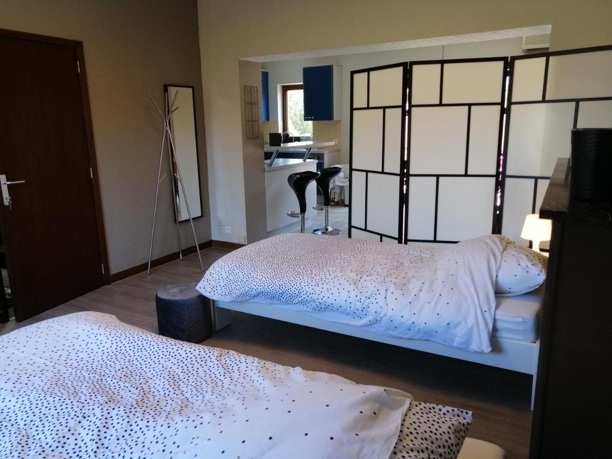 Studio 2 Pers. Tourisme Et Business Apartment Namur Ngoại thất bức ảnh